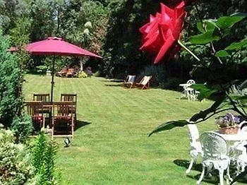 The Wood Lodge Bournemouth Hotel